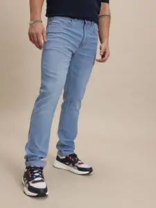 The Roadster Life Co. Men Regular Fit Mid-Rise Light Fade Stretchable Jeans