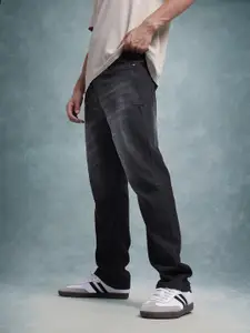 The Roadster Life Co. Men Straight Fit Light Fade Stretchable Jeans