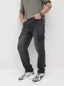 The Roadster Life Co. Men Relaxed Fit Mid-Rise Light Fade Stretchable Jeans