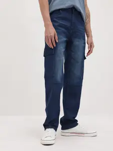 The Roadster Life Co. Men Mid-Rise Light Fade Stretchable Relaxed Fit Cargo-Style Jeans