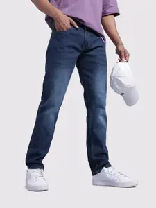 The Roadster Life Co. Men Slim Fit Mid-Rise Light Fade Stretchable Jeans