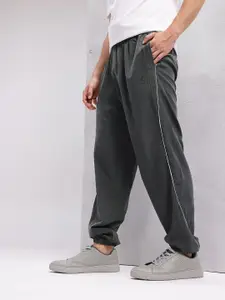 HRX by Hrithik Roshan Men Contrast Piping Lifestyle Joggers