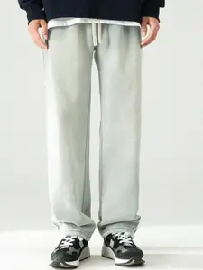 StyleCast Men Relaxed Fit Light Jeans