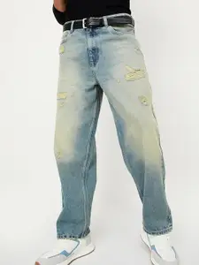 max Men Regular Fit Mid-Rise Mildly Distressed Heavy Fade Jeans