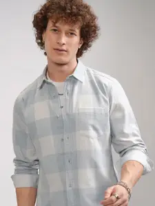 HIGHLANDER Men Spread Collar Buffalo Checked Cotton Slim Fit Casual Shirt