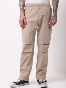 British Club Men Cotton Smart Straight Fit Low-Rise Cargos Trousers