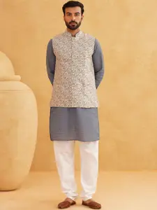 SOJANYA Geometric Embroidered Pure Cotton Kurta Kurta & Churidar & Nehru Jacket