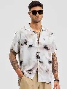 Snitch Men Relaxed Boxy Fit Cuban Collar Abstract Printed Casual Shirt