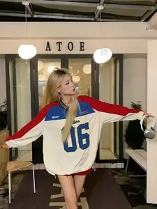 StyleCast x Revolte Men Printed Pullover Sweatshirt