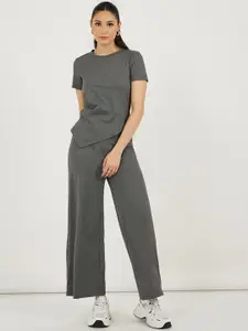 Styli Women Short Sleeves Side Ruching Knit Top And Wide Leg Jogger Set