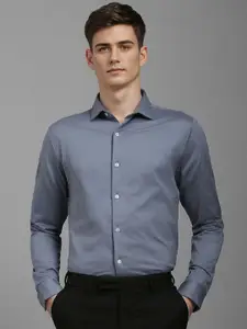 Louis Philippe Men Slim Fit Spread Collar Solid Cotton Formal Shirt