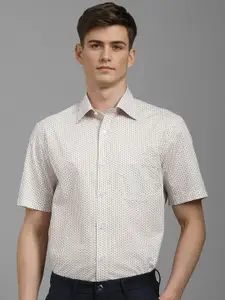 Louis Philippe Men Classic Fit Spread Collar Geometric Printed Cotton Formal Shirt