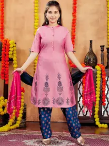 BAESD Girls Ethnic Motifs Printed Mandarin Collar A-Line Cotton Kurta