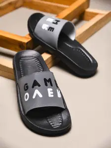 PERY PAO Men Printed Sliders