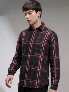 HIGHLANDER Men Slim Fit Spread Collar Tartan Checked Cotton Casual Shirt