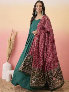 Sangria Sweetheart Neck Maxi Dress With Printed Dupatta