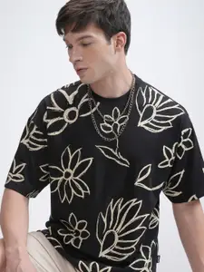 HIGHLANDER Men Printed Round Neck Drop Shoulder Oversized Printed T-Shirt