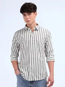 Flying Machine Men Spread Collar Vertical Striped Cotton Casual Shirt