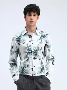 Flying Machine Men Slim Fit Spread Collar Floral Printed Cotton Casual Shirt