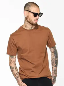 Snitch Men Solid Round Neck Cotton T-shirt