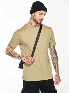 Snitch Men Solid Round Neck Cotton T-shirt