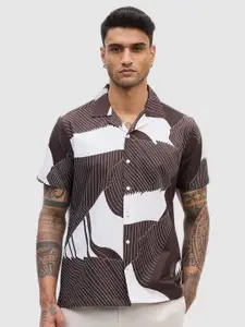 Snitch Men Relaxed Boxy Fit Cuban Collar Abstract Printed Casual Shirt