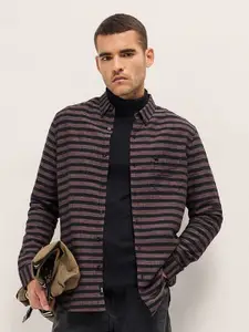 THE BEAR HOUSE Men Slim Fit Button-Down Collar Horizontal Striped Casual Shirt