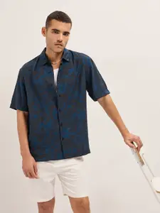 THE BEAR HOUSE Men Relaxed Fit Button-Down Collar Dyed Casual Shirt