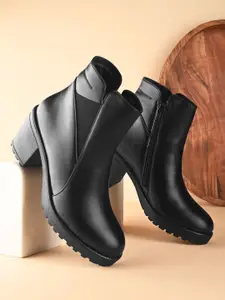 The Roadster Lifestyle Co Women Block Heeled Chelsea Boots