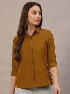 The Roadster Lifestyle Co. Women Slim Fit Spread Collar Solid Casual Shirt