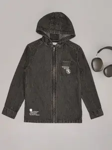 Pantaloons Junior Boys Solid Denim Hooded Tailored Jacket