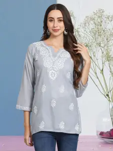 PARAMOUNT CHIKAN Women Ethnic Motifs Embroidered Chikankari Kurti