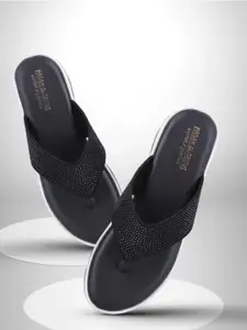 madam glorious Women Embellished Wedge Sandals