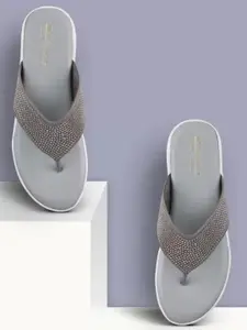 madam glorious Women Embellished Wedge Heels Sandals