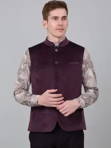 Cantabil Mandarin Collar Single-Breasted Slim Fit Nehru Jacket