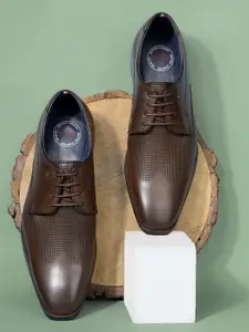 Bata Men Textured Formal Derbys