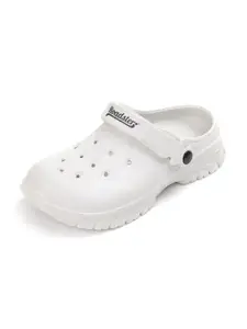 The Roadster Lifestyle Co Men Casual Self Design Clogs