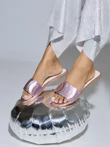 CAI Women Pink Crescent Flats