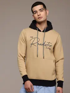 The Roadster Lifestyle Co. Men Brand Logo Printed Hooded Pure Cotton Sweatshirt