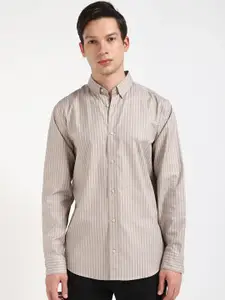 Calvin Klein Jeans Men Button-Down Collar Vertical Striped Cotton Casual Shirt