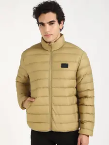 Calvin Klein Jeans Men Solid Mock Collar Puffer Jacket