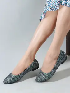 DressBerry Women Printed Ballerinas Flats