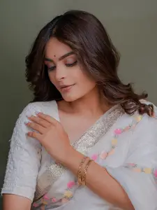 Zeraki Jewels Set Of 2 Gold-Plated Bangles