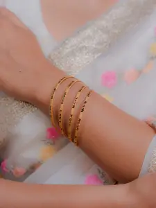 Zeraki Jewels Set Of 4 Gold-Plated Bangles