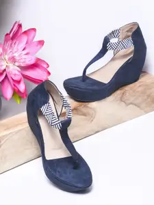 DIVASTRI Women Wedge Sandals
