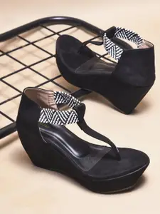 DIVASTRI Women Wedge Heel Sandals