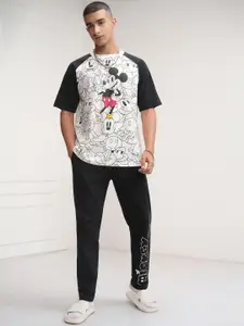 HIGHLANDER Disney Mickey mouse Men Round Neck Relaxed Textured Tshirt With Trouser