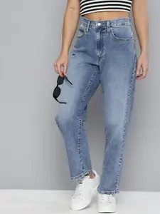 Levis Women 94 Baggy Fit Light Fade Stretchable Jeans