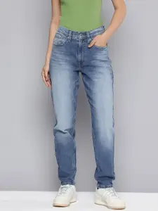 Levis Women Relaxed Tapered Fit Heavy Fade Stretchable Jeans