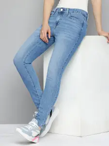 Levis Women 711 Skinny Fit Light Fade Stretchable Jeans